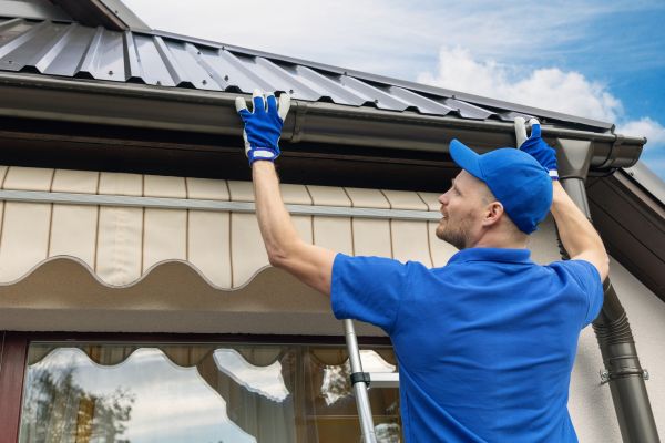 Cost of Rain Gutter Maintenance in Salt Lake City